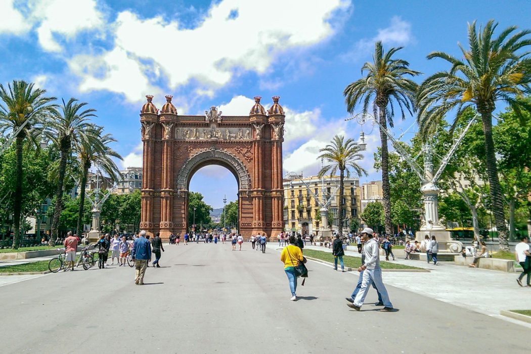 best places to visit near barcelona by train